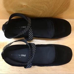 Kenneth Cole (Gen-ious) black velour ballet shoes